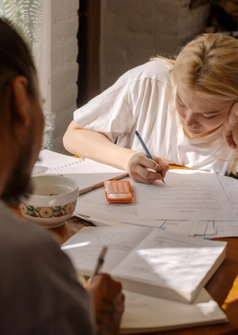 DANSK OG LEKTIEHJÆLP FOR FLERSPROGEDE  - Klik for at tilmelde dig